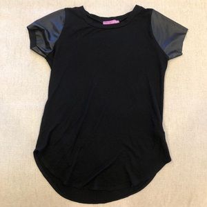 Girl’s Aqua black shirt